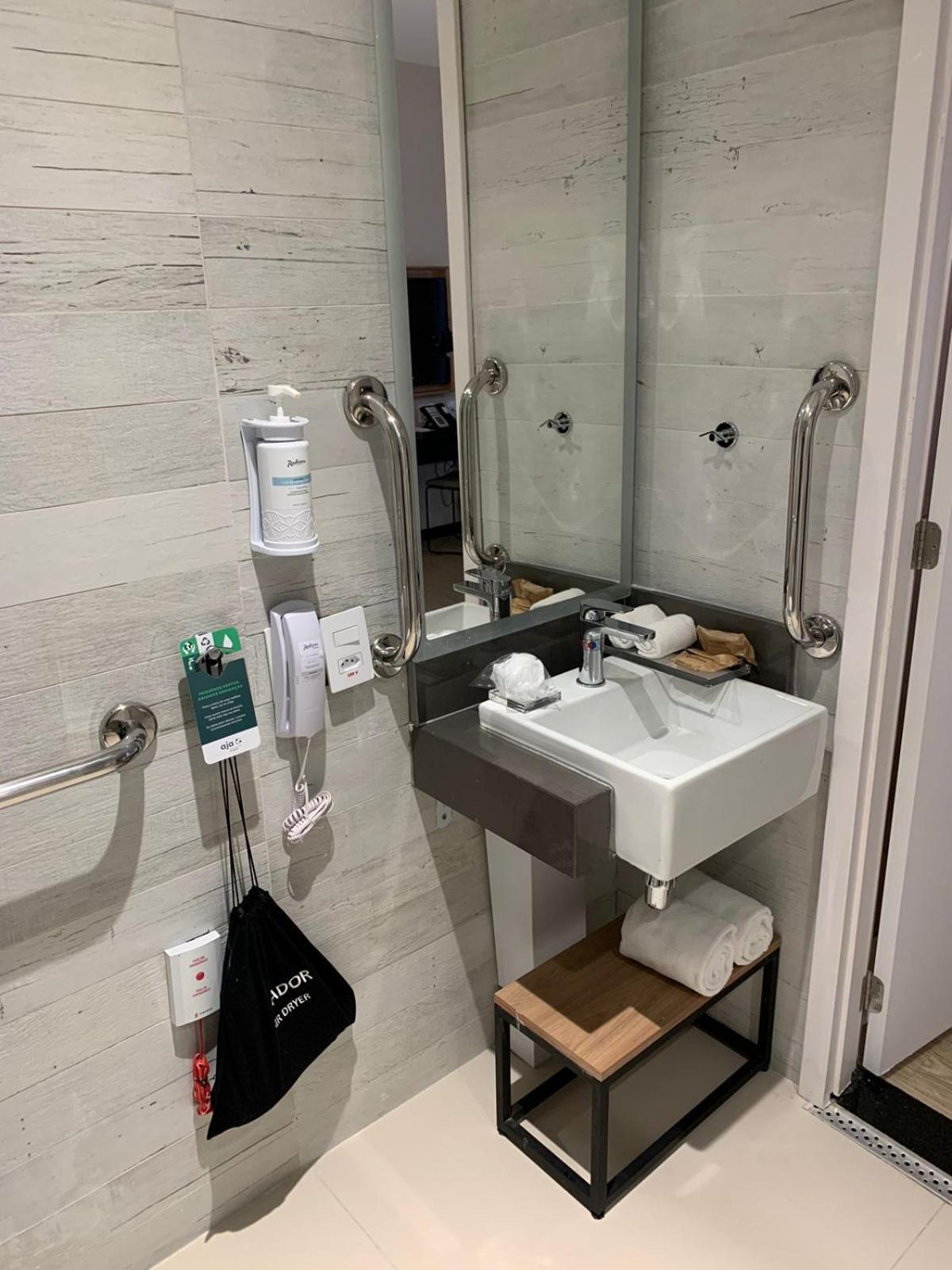Hotel Radisson Pinheiros à São Paulo Extérieur photo